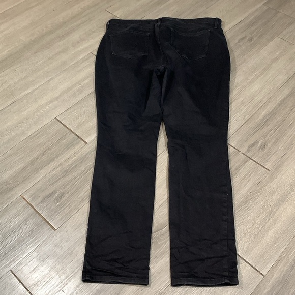 NYDJ Black Stretch Straight Leg Lift Tuck a technology Jeans size 14 - Picture 2 of 10